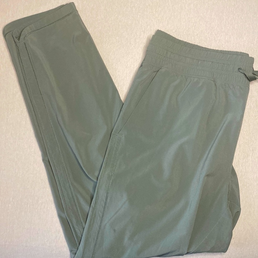 Gap Fit Joggers